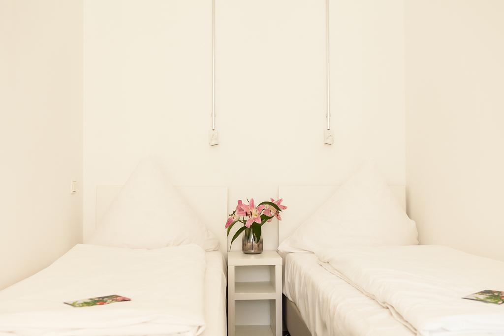 Apartment&Rooms Near Brandenburg Gate Berlin Ngoại thất bức ảnh